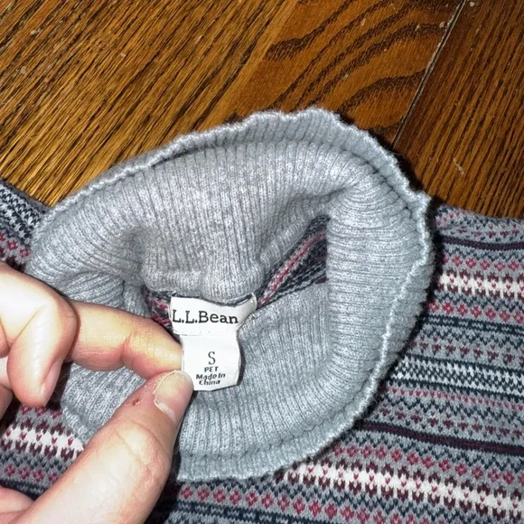 LL Bean Stripe Turtleneck - Picture 2 of 5